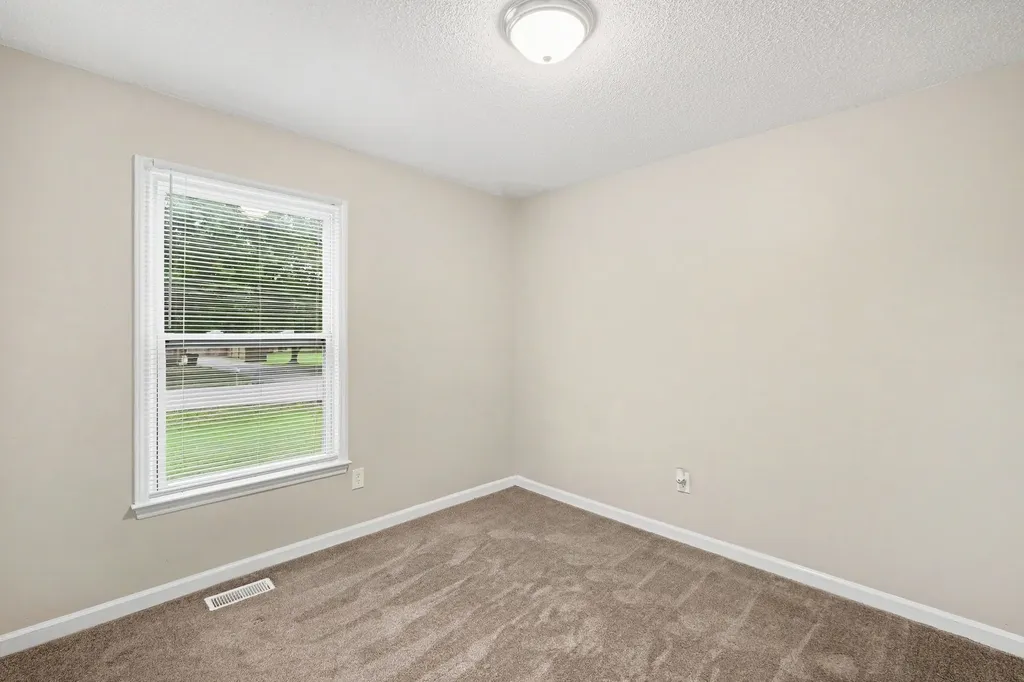 2011 Sugartree Drive Murfreesboro TN 37129