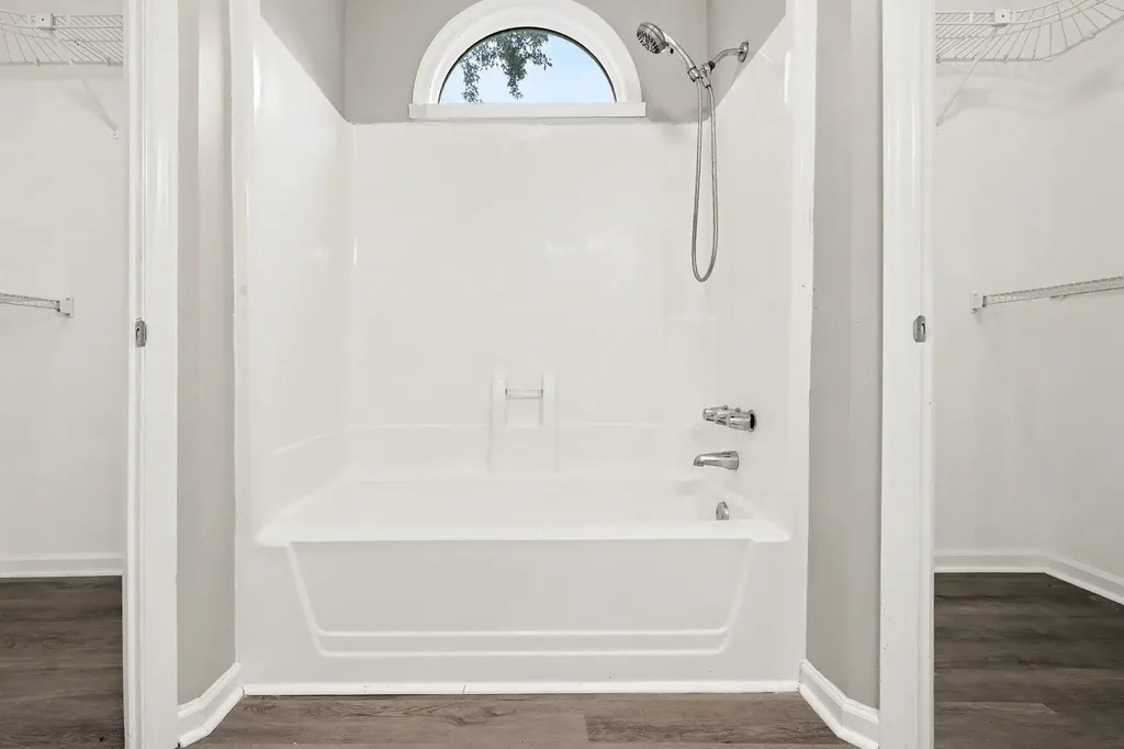 2011 Sugartree Drive Murfreesboro TN 37129