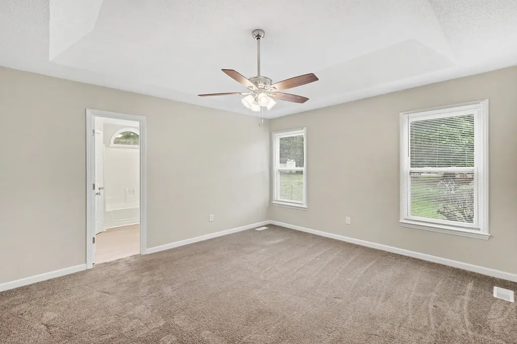 2011 Sugartree Drive Murfreesboro TN 37129