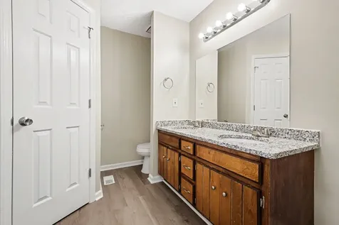 2011 Sugartree Drive Murfreesboro TN 37129
