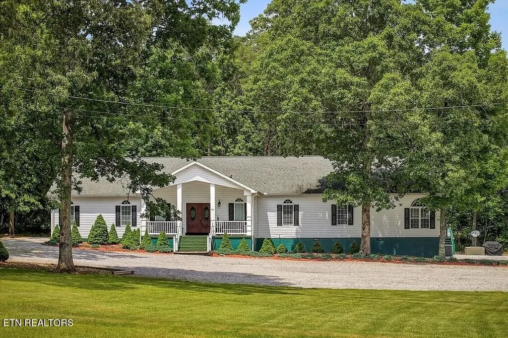 67 Woodlands Court Crossville TN 38571
