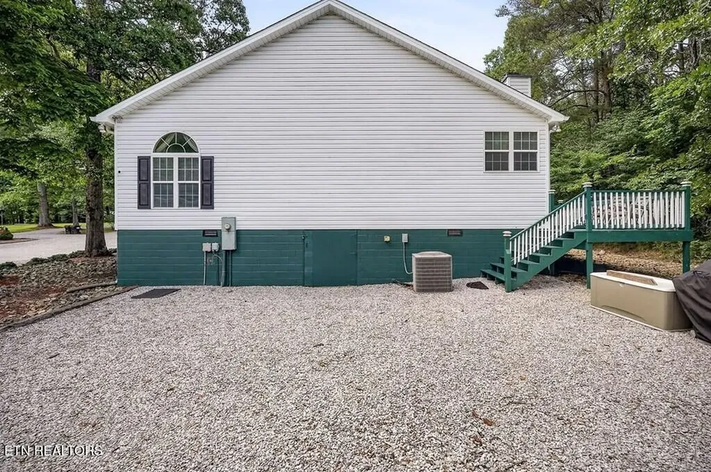 67 Woodlands Court Crossville TN 38571