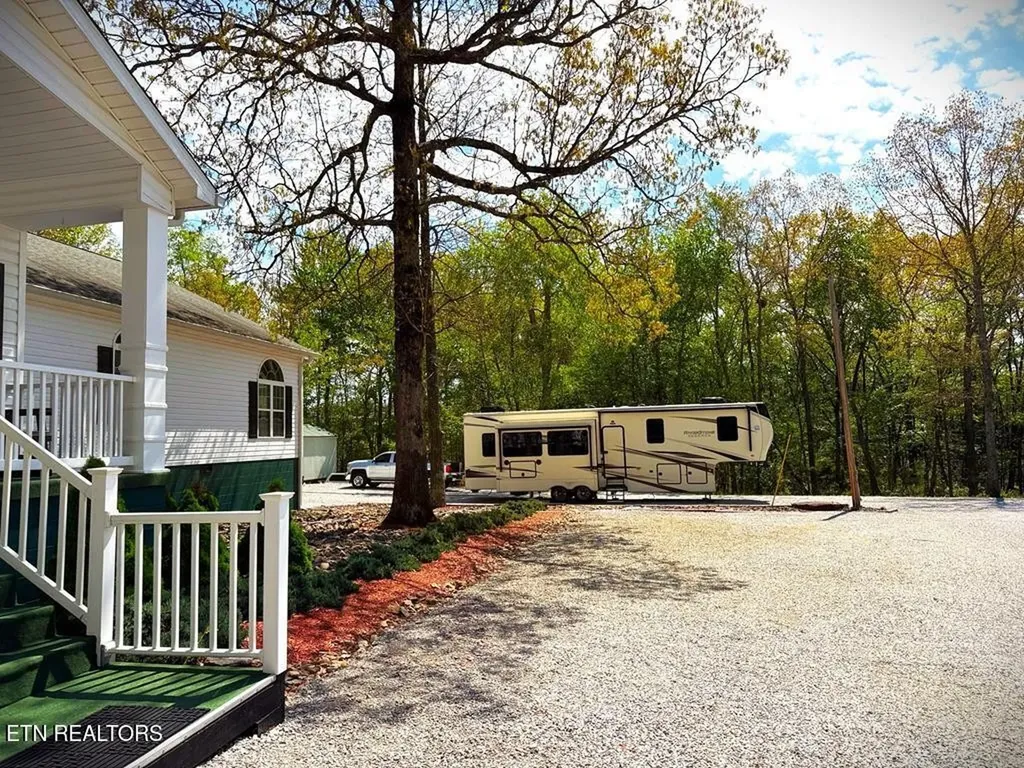 67 Woodlands Court Crossville TN 38571