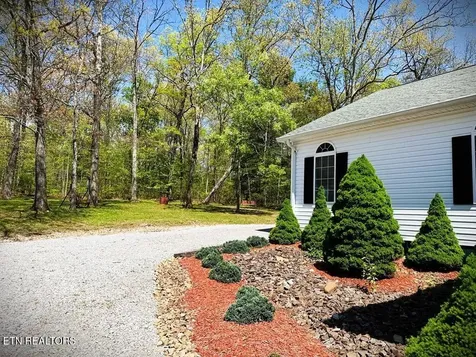 67 Woodlands Court Crossville TN 38571