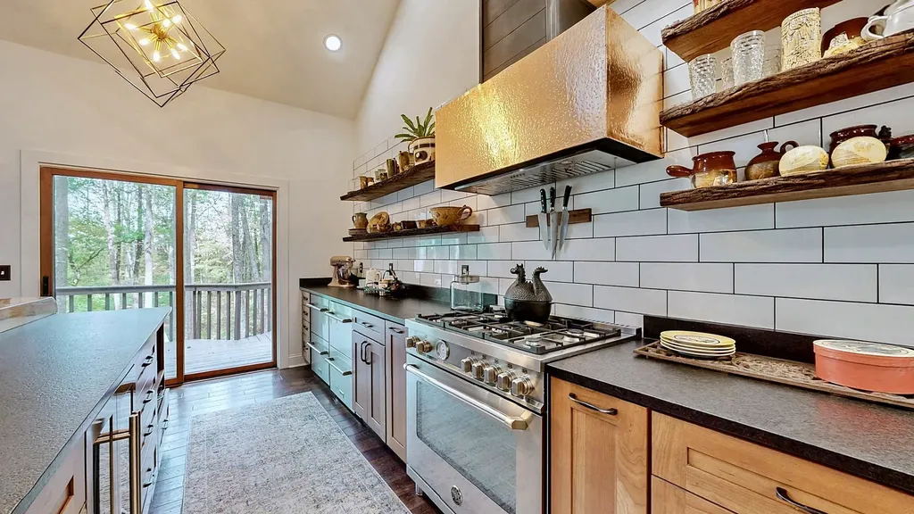5906 Carter Lane Franklin TN 37064