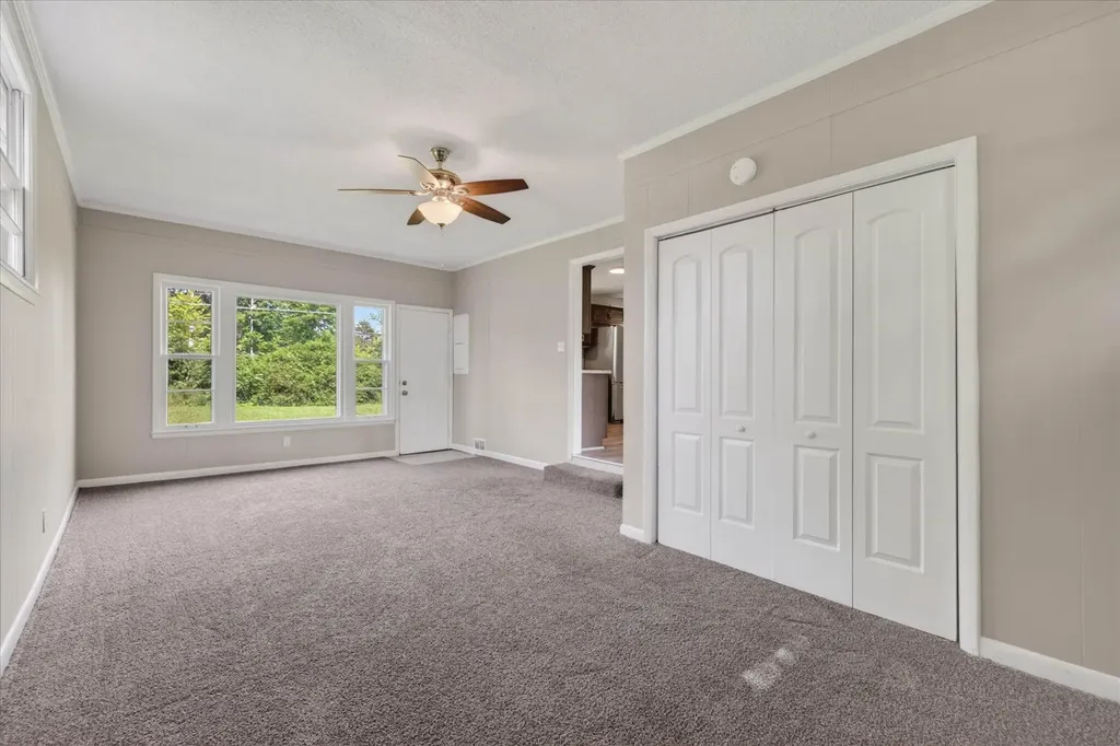 422 Burch Road Clarksville TN 37042