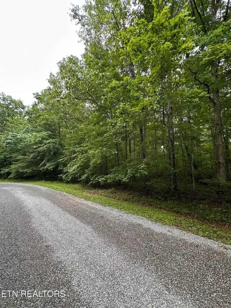 935 Veho Circle Crossville TN 38572