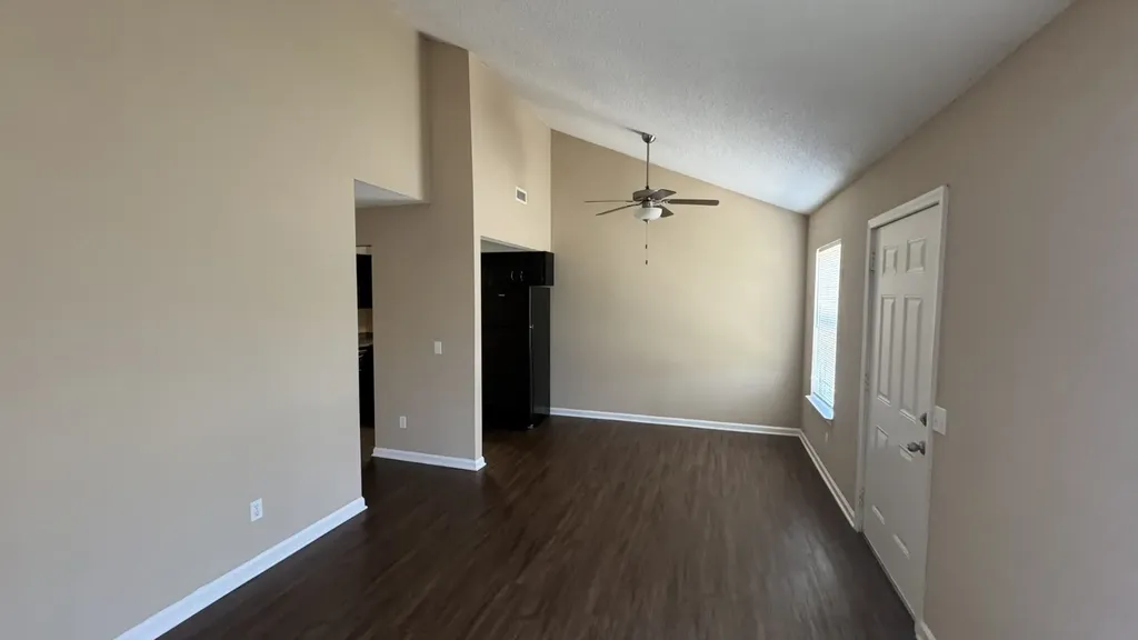 205 Anthony Oak Grove KY 42262