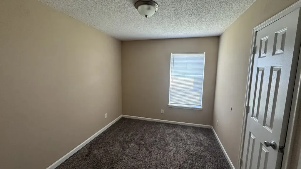 205 Anthony Oak Grove KY 42262