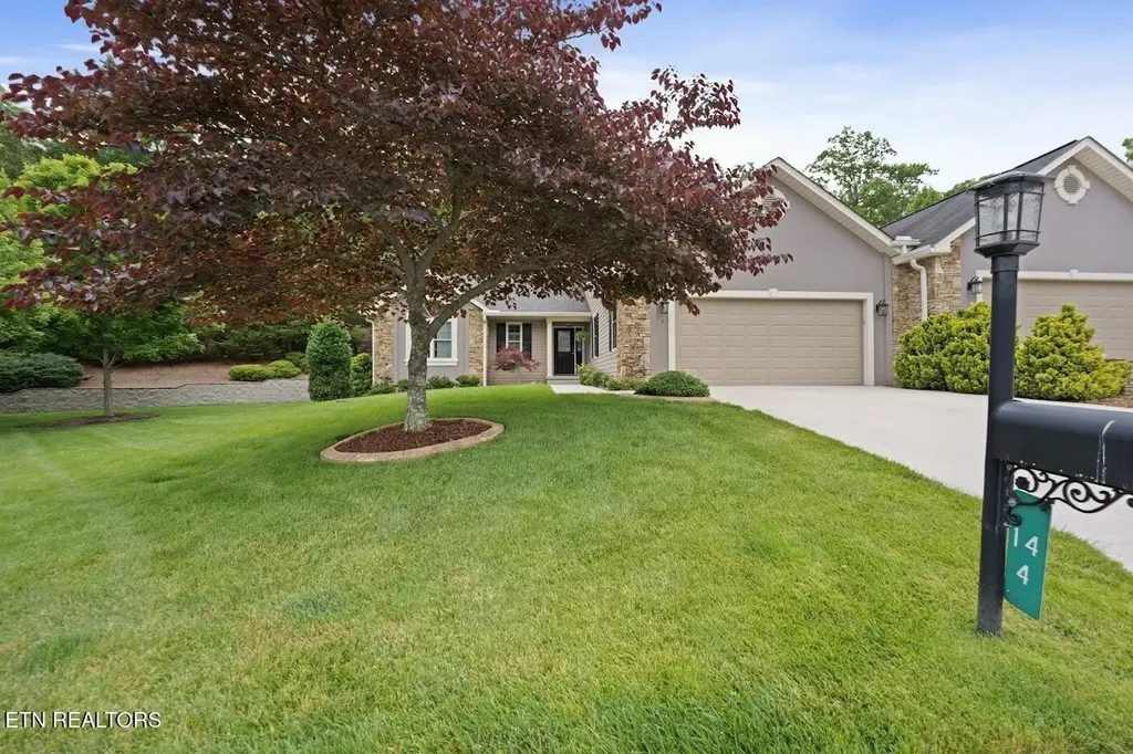 14 Heatherhurst Court Crossville TN 38558