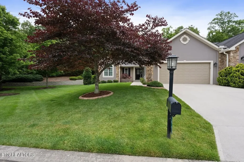14 Heatherhurst Court Crossville TN 38558