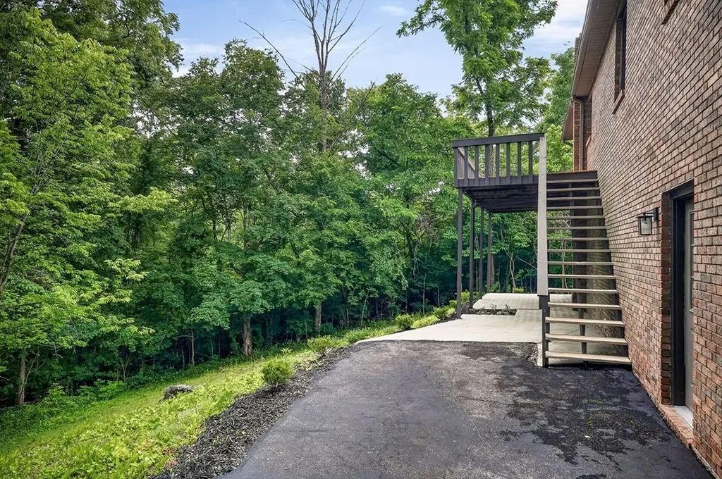 2600 Lake Valley Drive Cookeville TN 38506
