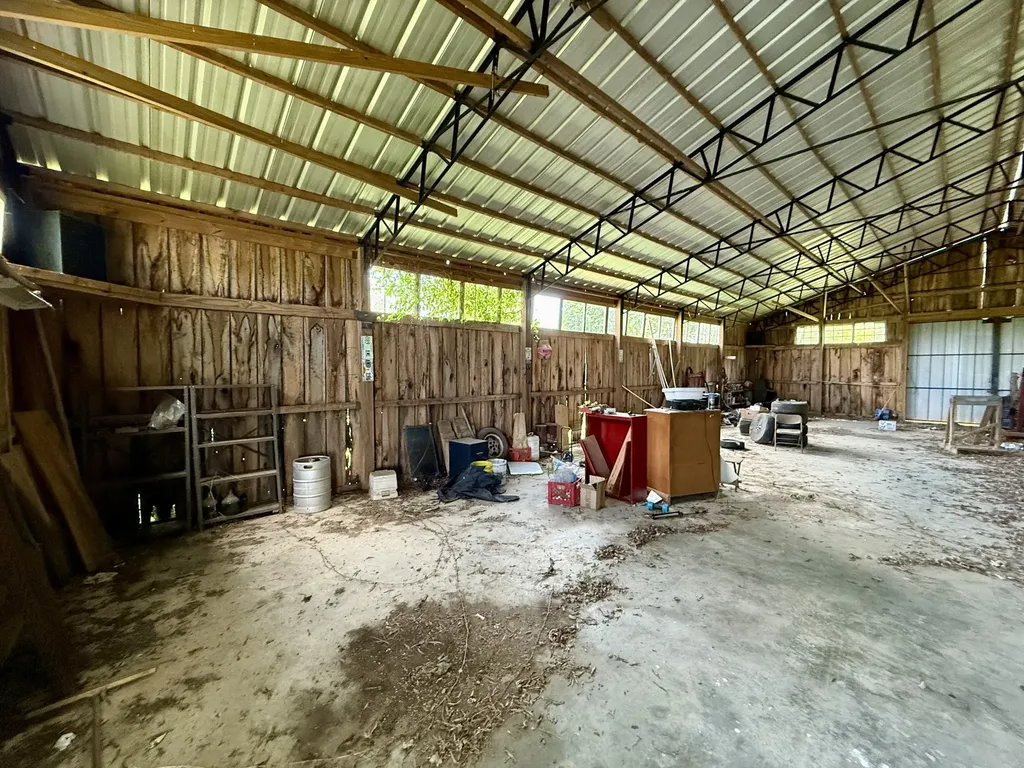 77 Macedonia Road Lawrenceburg TN 38464