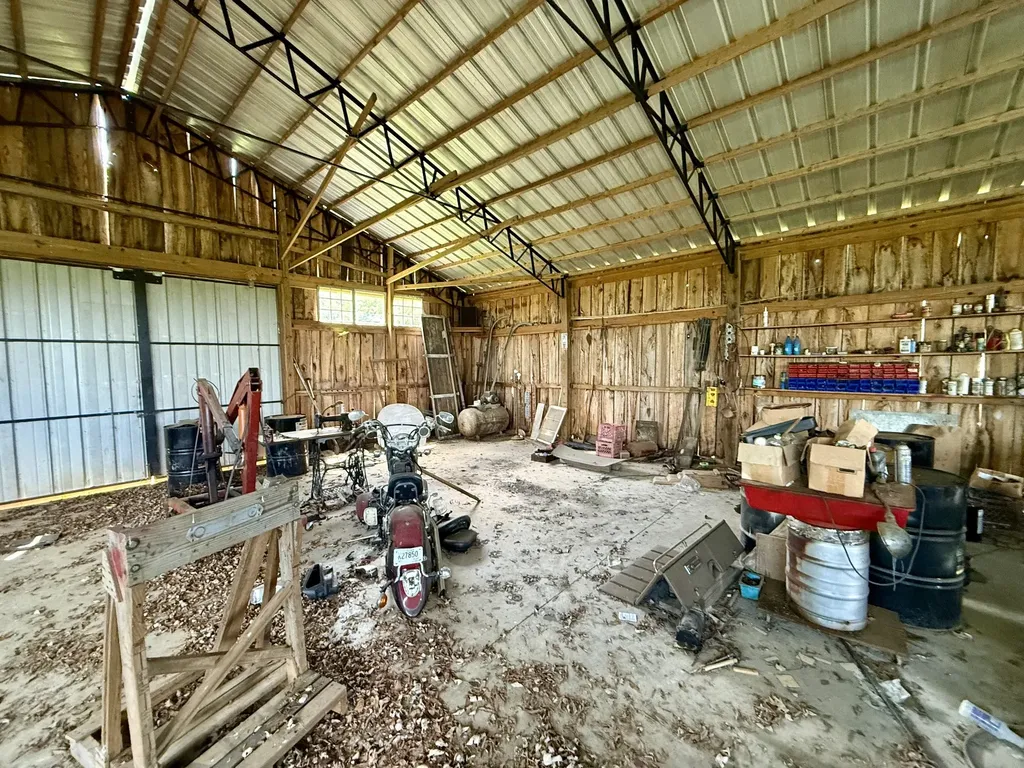 77 Macedonia Road Lawrenceburg TN 38464