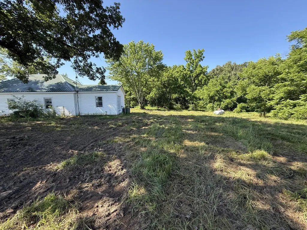 77 Macedonia Road Lawrenceburg TN 38464