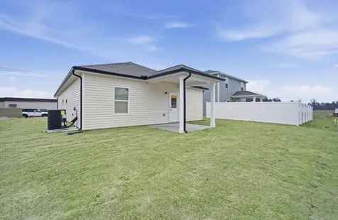 95 Stonehenge Circle, NW Manchester TN 37355