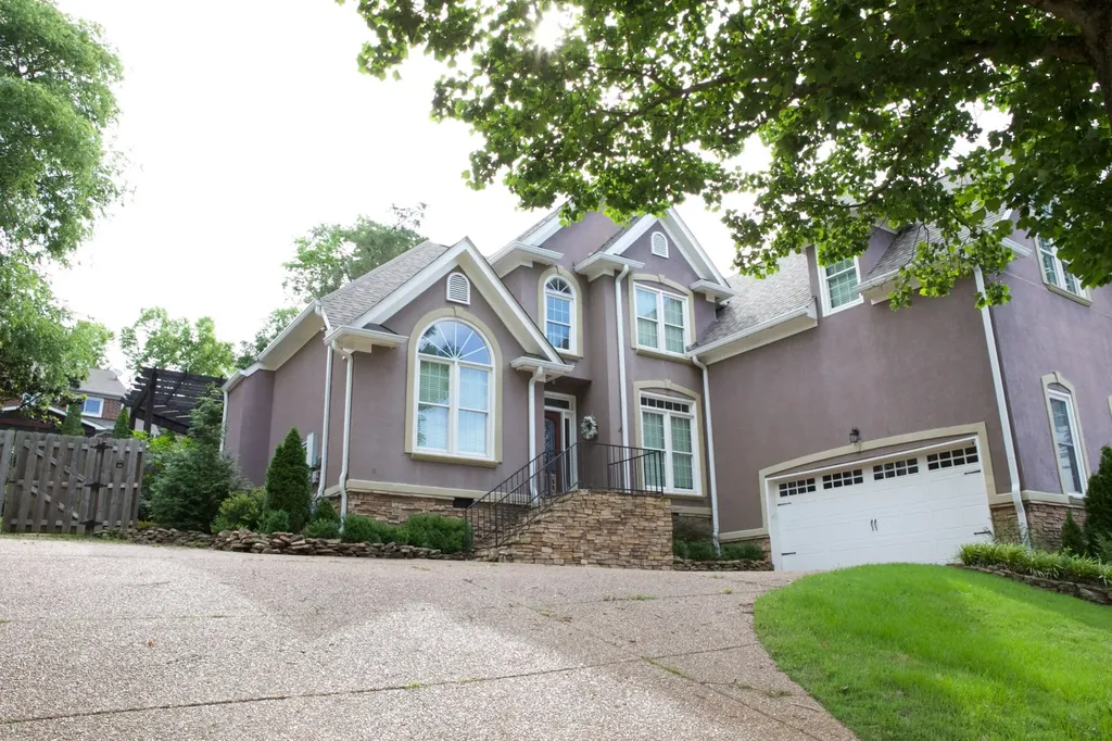 512 Crofton Park Lane Franklin TN 37069
