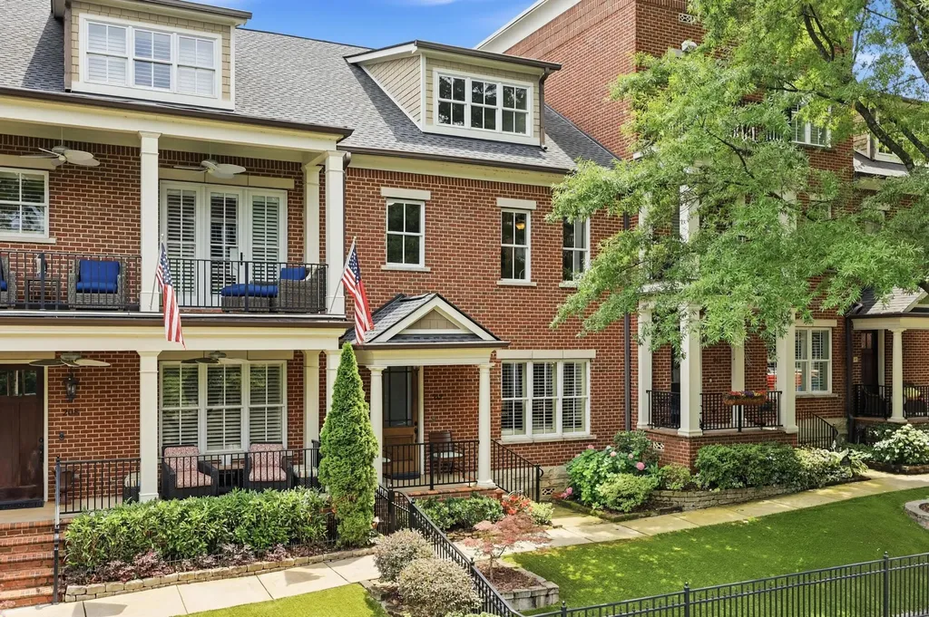 212 Cherry Street Chattanooga TN 37403