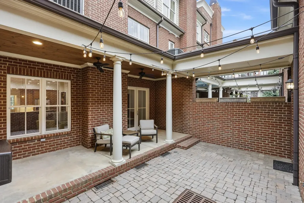 212 Cherry Street Chattanooga TN 37403