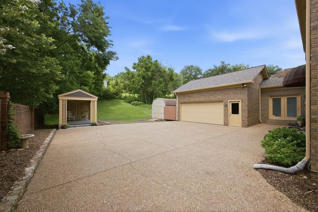 1464 Tyne Boulevard Nashville TN 37215
