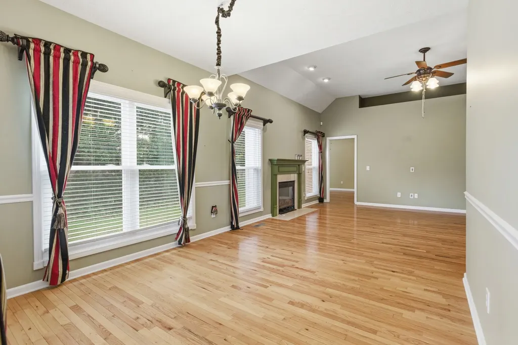 108 Strathmore Court Hendersonville TN 37075
