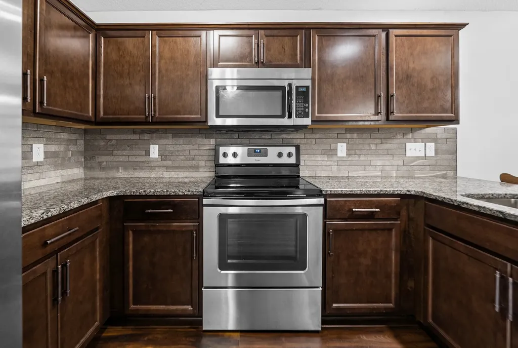 354 Sam Houston Circle Clarksville TN 37040