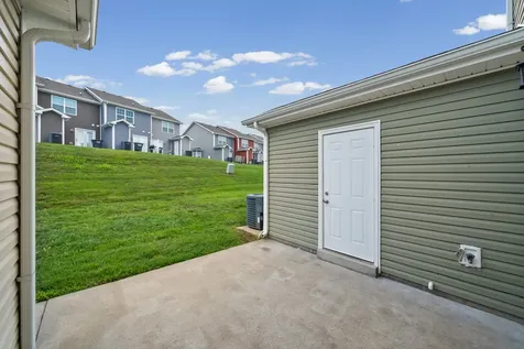 354 Sam Houston Circle Clarksville TN 37040