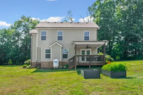 3701 Chapel Hill Road Clarksville TN 37040