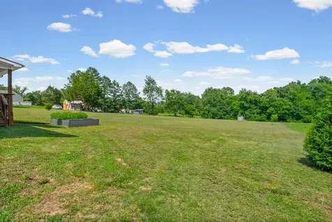 3701 Chapel Hill Road Clarksville TN 37040