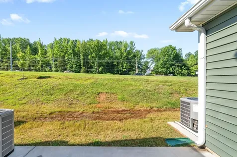 102 Davis Ridge Lane Clarksville TN 37040