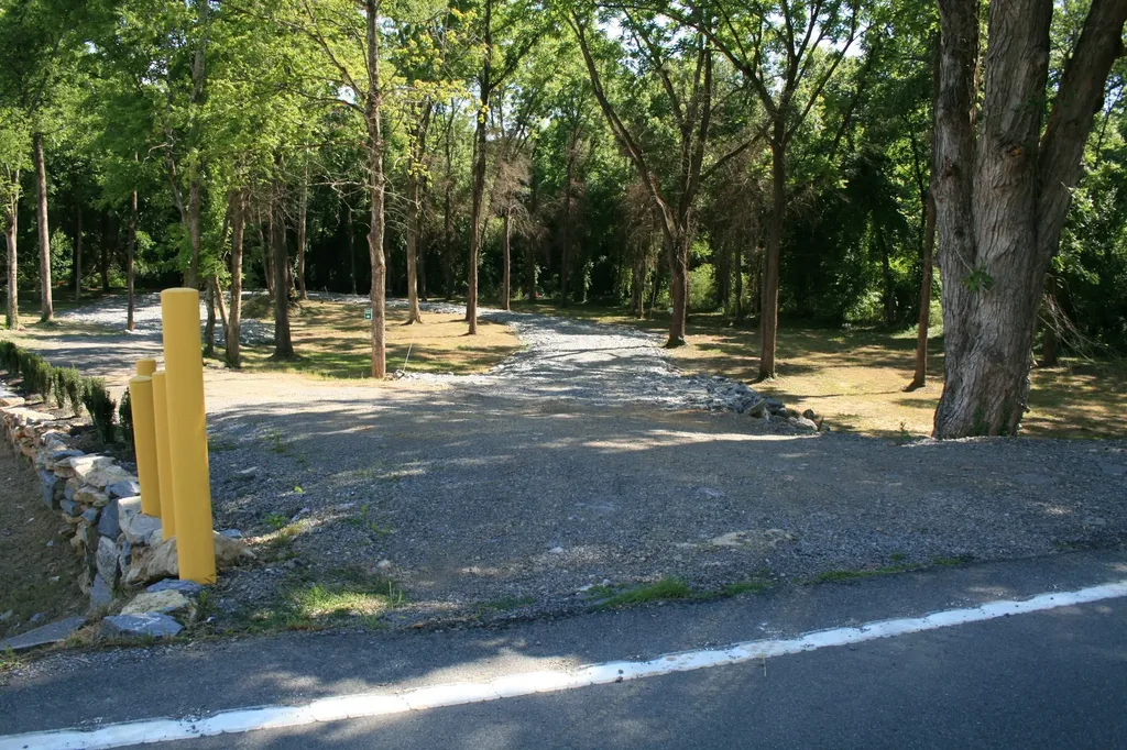 0 Hwy 82, E Bell Buckle TN 37020