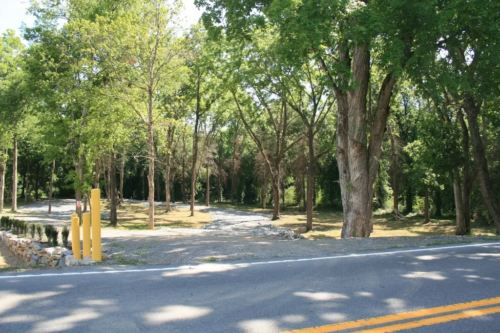 0 Hwy 82, E Bell Buckle TN 37020