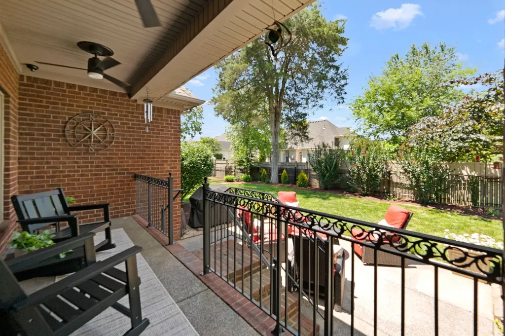 2042 Alexander Boulevard Murfreesboro TN 37130