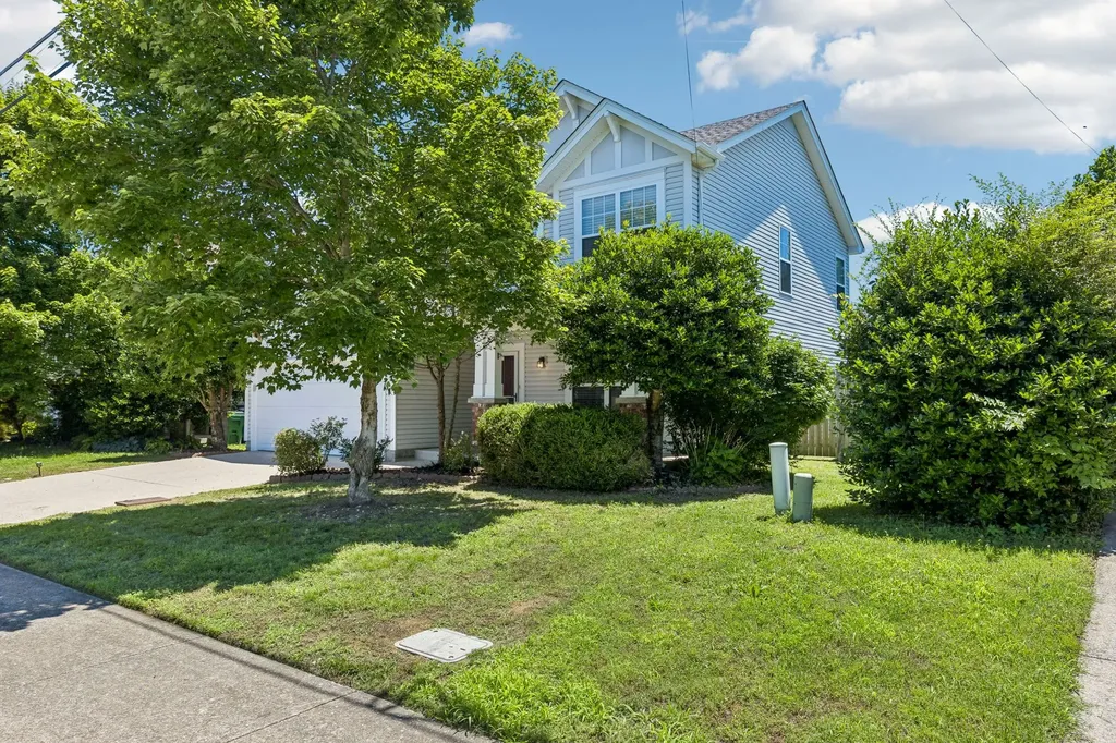 4116 Longfellow Drive Nashville TN 37214