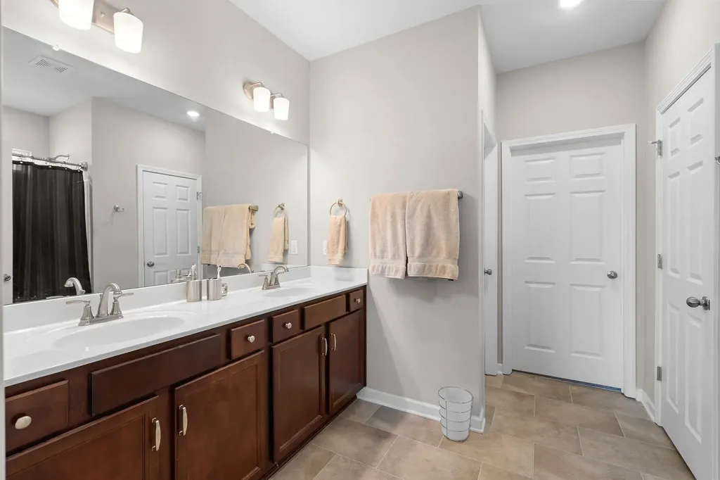 4926 Turquoise Lane Murfreesboro TN 37129