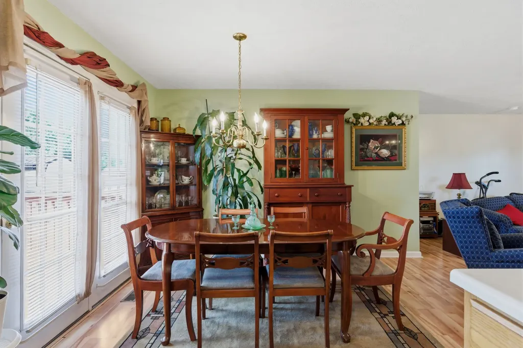 1701 Jamie Drive Columbia TN 38401
