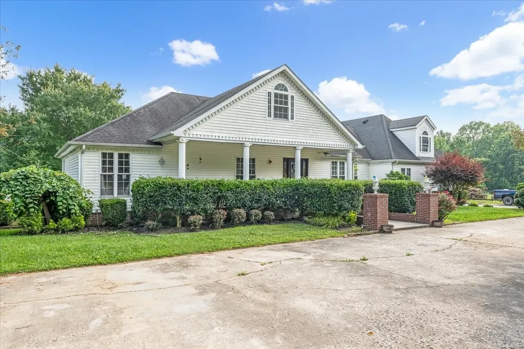 431 Jack Thomas Drive Manchester TN 37355