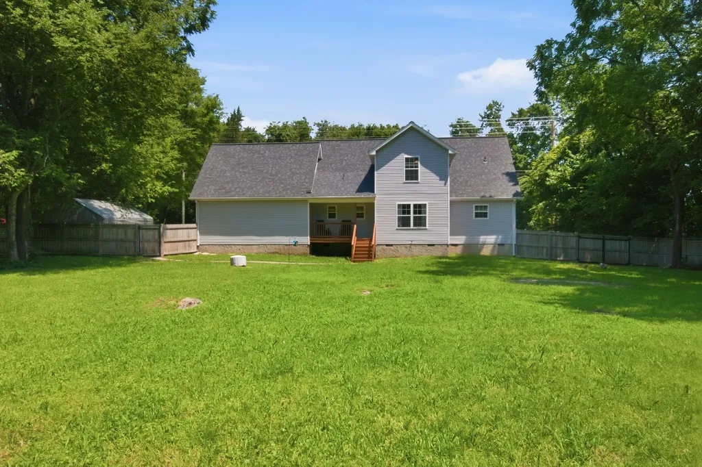 1941 Thompson Road Murfreesboro TN 37128