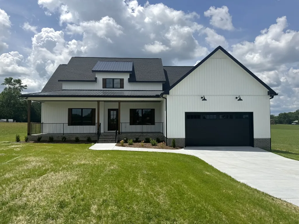 2672 Coleytown Road Lafayette TN 37083