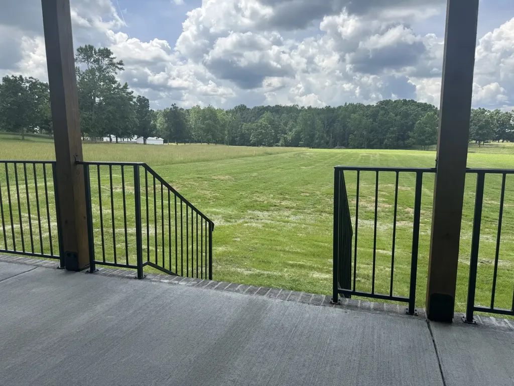 2672 Coleytown Road Lafayette TN 37083