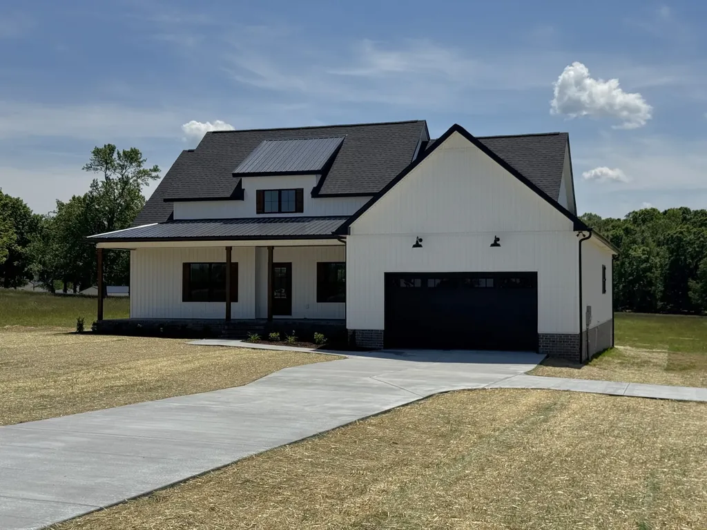 2672 Coleytown Road Lafayette TN 37083