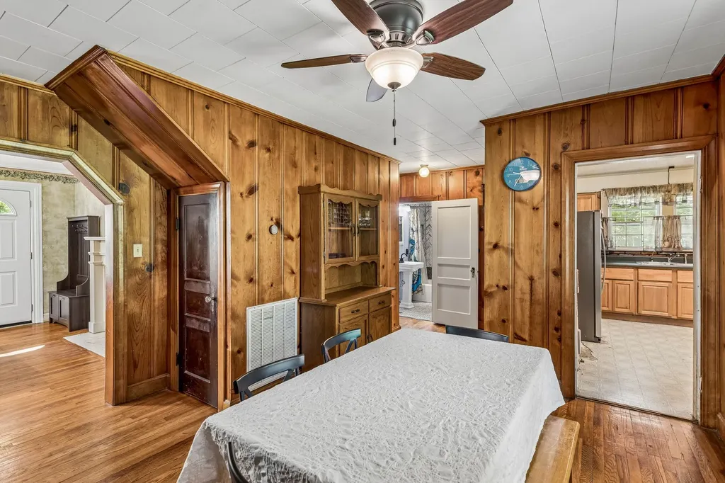312 Castle Heights Avenue Lebanon TN 37087