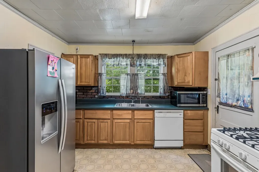 312 Castle Heights Avenue Lebanon TN 37087