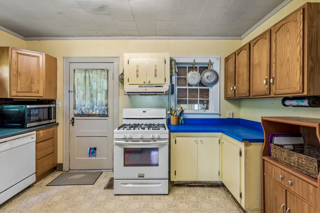 312 Castle Heights Avenue Lebanon TN 37087