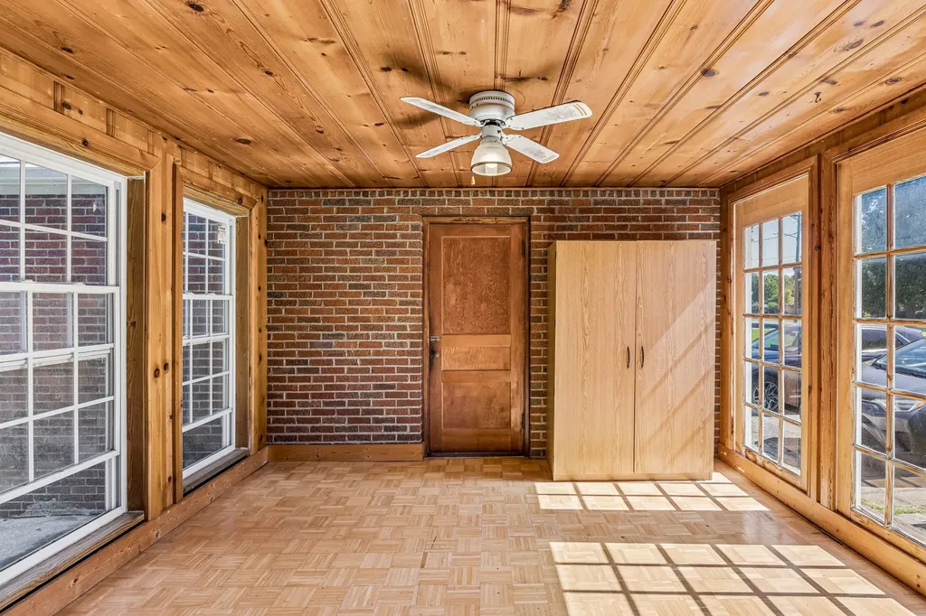 312 Castle Heights Avenue Lebanon TN 37087