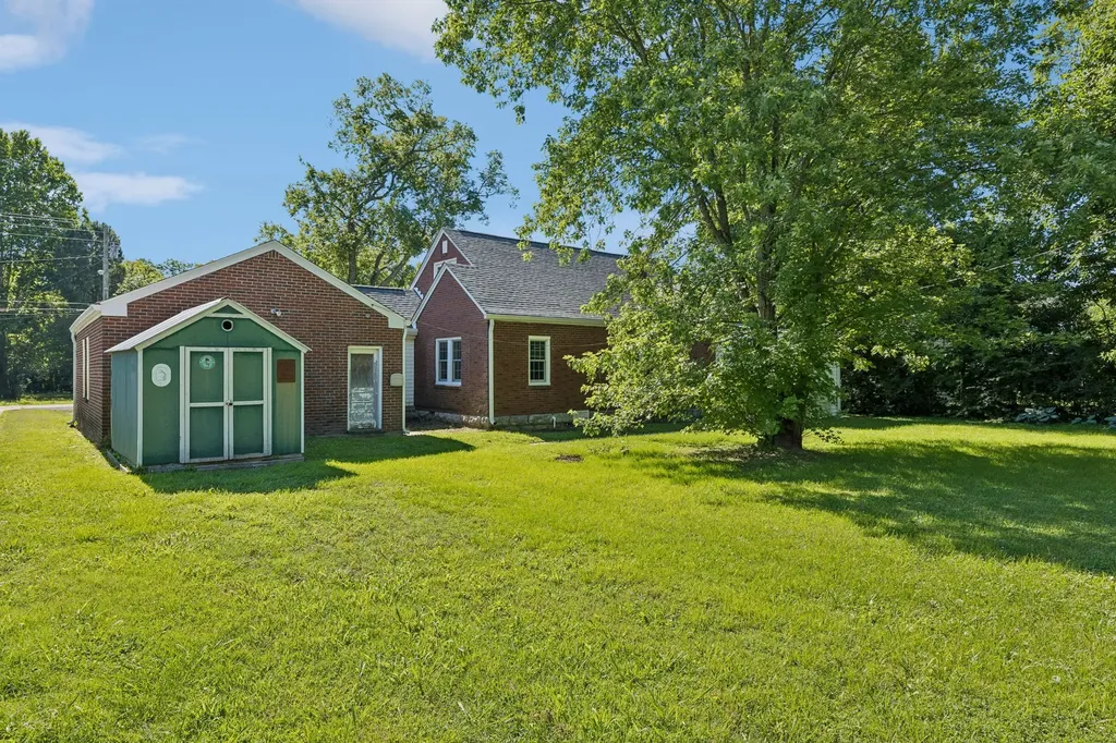 312 Castle Heights Avenue Lebanon TN 37087