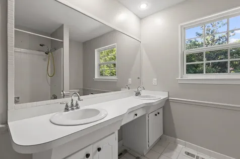 404 Lark Lane Chattanooga TN 37415