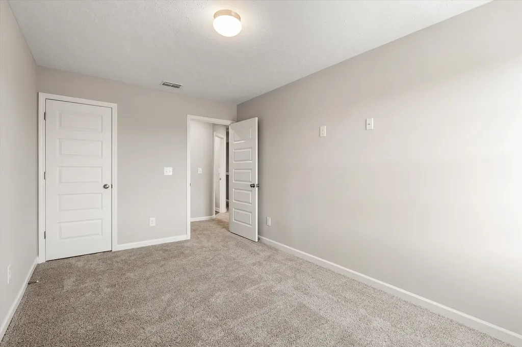 4327 Calusa Drive Murfreesboro TN 37127