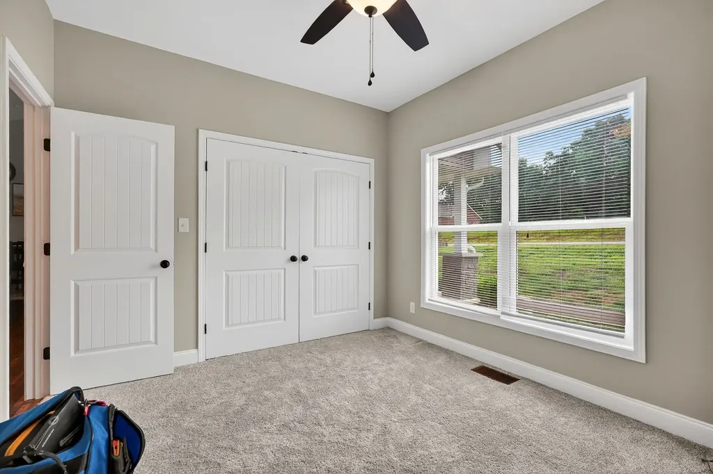 2011 Bear Creek Point Cookeville TN 38506