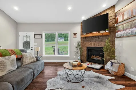 2011 Bear Creek Point Cookeville TN 38506